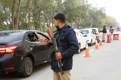 Image for Pakistan, Afghan Taliban forces clash as diplomatic efforts intensify