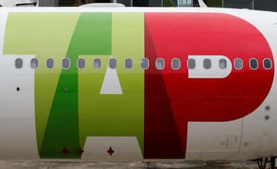 Image for Portugal flag carrier TAP's loss shrinks 63%, flags fuel price pressure ahead