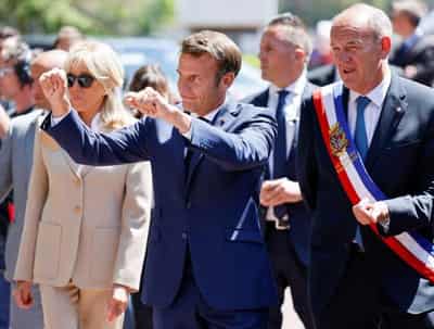 Image for Macron fights to save his parliamentary majority and reform agenda