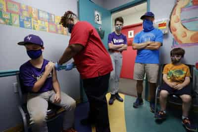Image for Pfizer to test COVID-19 vaccine in larger group of children below 12