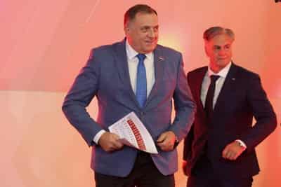 Image for Bosnia's election commission calls general election for October 4