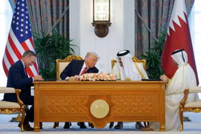 Image for Qatar Airways orders 160 Boeing twin-aisle jets during Trump visit
