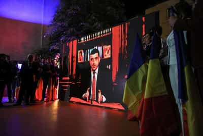 Image for Romanian hard-right presidential frontrunner vows to soften impact of U.S. tariffs
