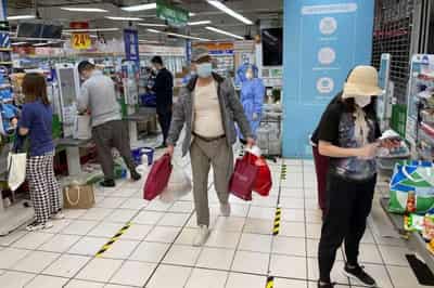 Image for Some in Shanghai allowed out to shop; end of COVID lockdown in sight