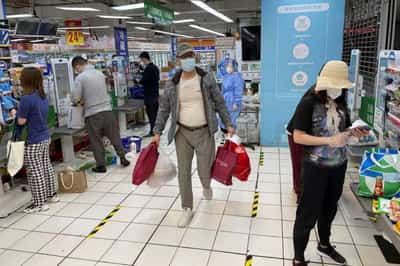 Image for Some in Shanghai allowed out to shop; end of COVID lockdown in sight