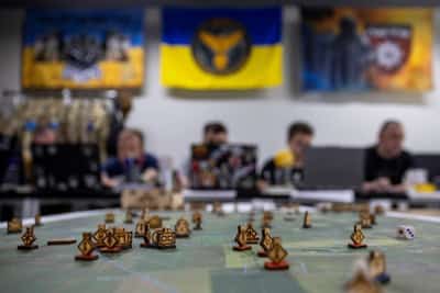 Image for Ukraine's army seeks to give frontline commanders more authority