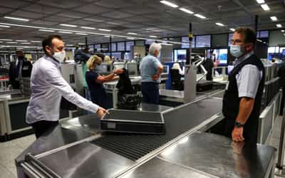 Image for Fraport sees 2023 passenger traffic at 80-90% of pre-pandemic levels