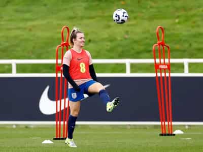 Image for Soccer-England striker Hemp undergoes knee surgery, Man City confirm