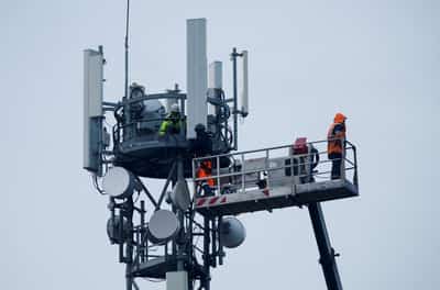 Image for European telcos may get more time to phase out high-risk suppliers under EU proposal