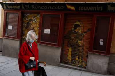 Image for Spain&#8217;s jobless hit four million for first time in five years as pandemic curbs bite