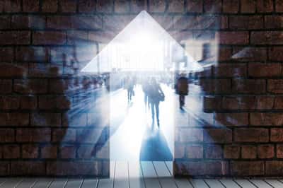 Image for Manage business risks when expanding abroad: entity health checks and due diligence