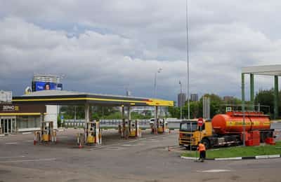 Image for Russian frustration rises as fuel crisis bites
