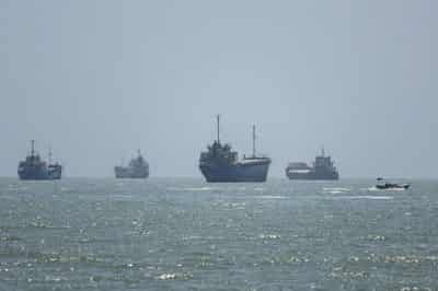 Image for Iran and Oman reach agreements on share of Hormuz and revenues, Revolutionary Guards say