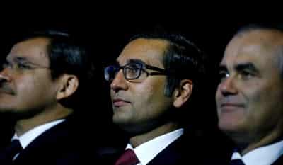 Image for Credit Suisse settles spying case with former star banker