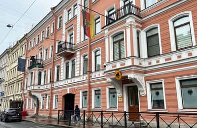 Image for Russia closes German consulate in St Petersburg after drone spat