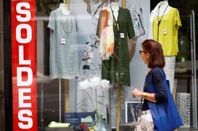 Image for Euro zone growth, inflation accelerate, but recession looms later in year