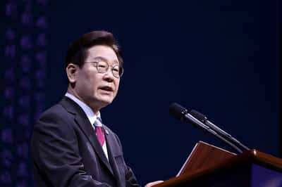 Image for South Korea to host French President Macron for April 2-3 state visit, Blue House says