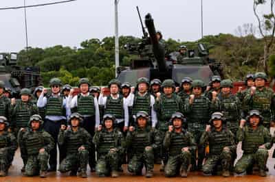 Image for Taiwan shows off new US tanks amid annual war games