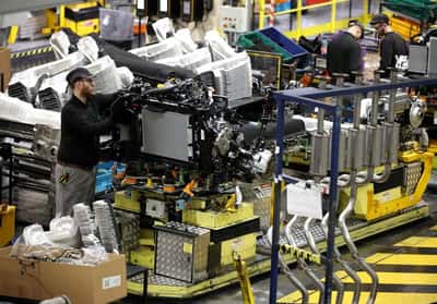 Image for Nissan to build new hybrid SUV model for Europe at its UK plant