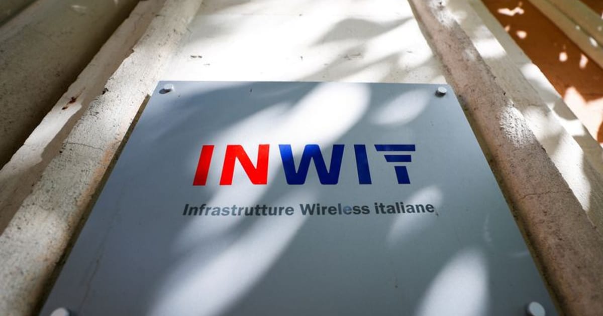 Inwit Shares Climb as Major Shareholders Secure Buyout Financing
