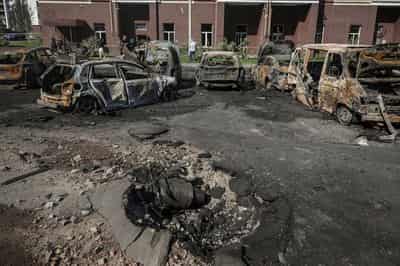 Image for Russia devastates Ukrainian food storage in stepped up attacks on logistics