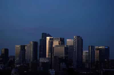 Image for Bank of England seeks to contain banking glitches, cyber attacks