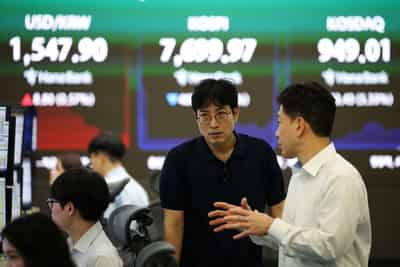 Image for Morning Bid: Blistering AI rally turns ugly