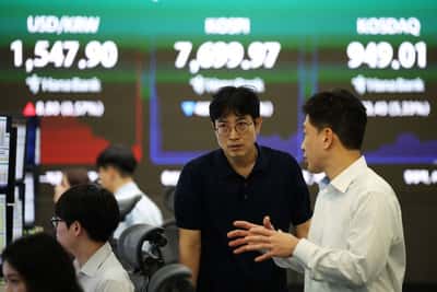 Image for Morning Bid: Blistering AI rally turns ugly