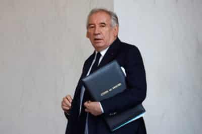 Image for French PM Bayrou says France and Europe must stand up to Trump