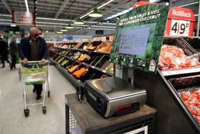 Image for Over one fifth of Britons ‘struggling’ to make ends meet -Kantar