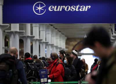 Image for Virgin Group aims to raise $900 million for rail service bid, company says
