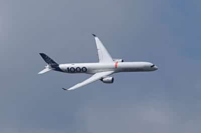 Image for Airbus A350 jet flies 24 hours nonstop from Australia to France