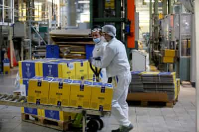 Image for Euro zone business activity contracted again in Aug, outlook bleak