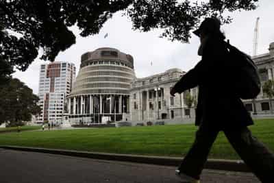 Image for New Zealand parliament adjourns before November election
