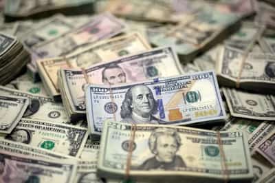 Image for Dollar gives up a bit of post-election surge; central bank decisions awaited