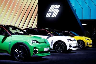 Image for Electric transport groups urge EU not to ease CO2 emission rules