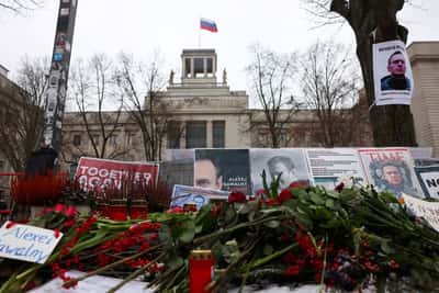 Image for EU issues sanctions against six people involved in death of Navalny