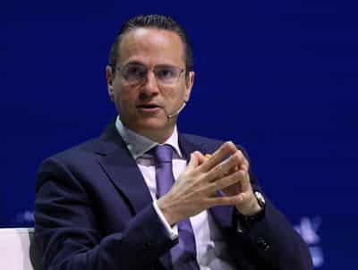Image for Shell wants to export Venezuelan gas through Trinidad, CEO says