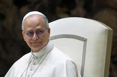 Image for Pope Leo pleads for end to 'pandemic of arms' after Minnesota shooting