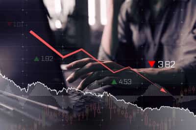 Image for SaaS finance leaders: 4 tips for surviving the market downturn