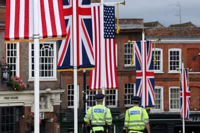 Image for UK backs Trump's push for Ukraine peace, says Russia could end war now