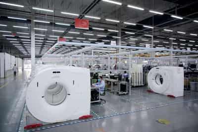 Image for Siemens Healthineers raises 2022 outlook on demand for COVID-19 tests