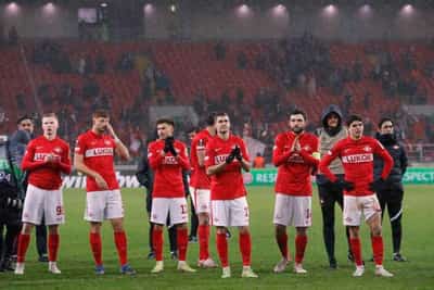Image for Soccer-Nike ends sponsorship deal with Spartak Moscow