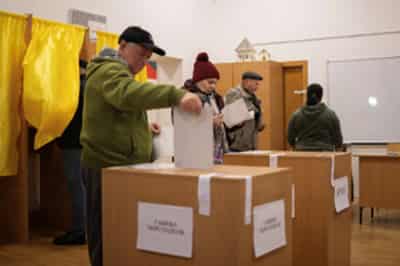 Image for Romania confirms date, tightens rules for presidential election rerun