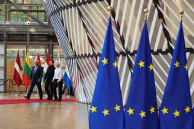 Image for Some EU leaders caution against talks with Russia