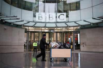 Image for Trump ordered to sit for deposition in his $10 billion BBC lawsuit, AP reports