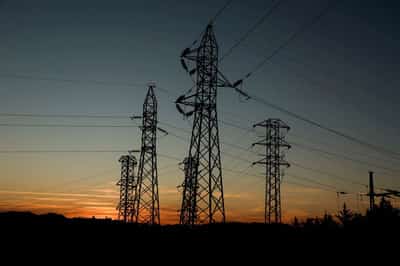 Image for Portugal's power exchanges with Spain remain suspended amid blackout probe