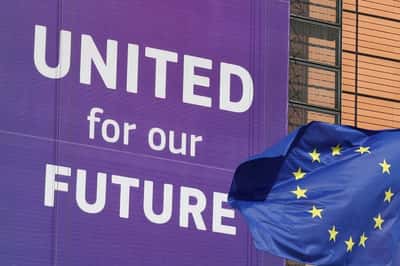 Image for EU Commission floats safeguards against democratic backsliding by new members