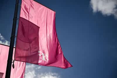 Image for Deutsche Telekom to buy Poland's Fiberhost and Inea for €1 billion