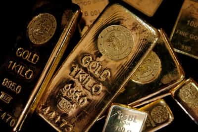 Image for Annual 2026 gold price forecast tops $4,000/oz for first time: Reuters poll